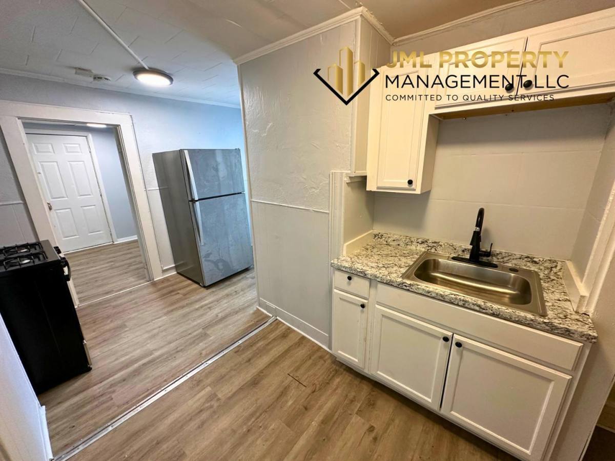 Apartment for rent at 826 County St, New Bedford, MA 02740