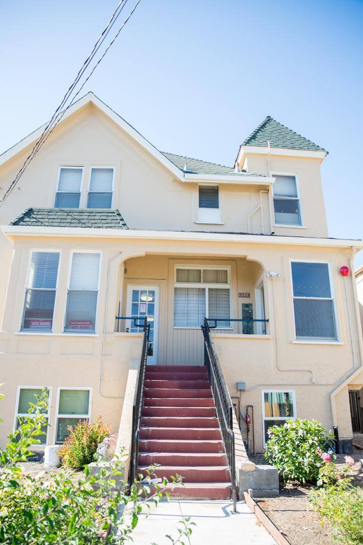 Apartment for rent at 2221 Dwight Way #4, Berkeley, CA 94704