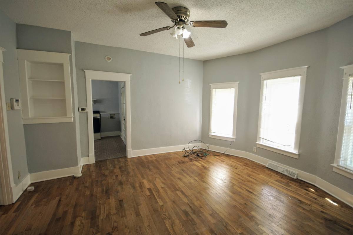 House for rent at 312 NE Wilson Ave, Topeka, KS 66616
