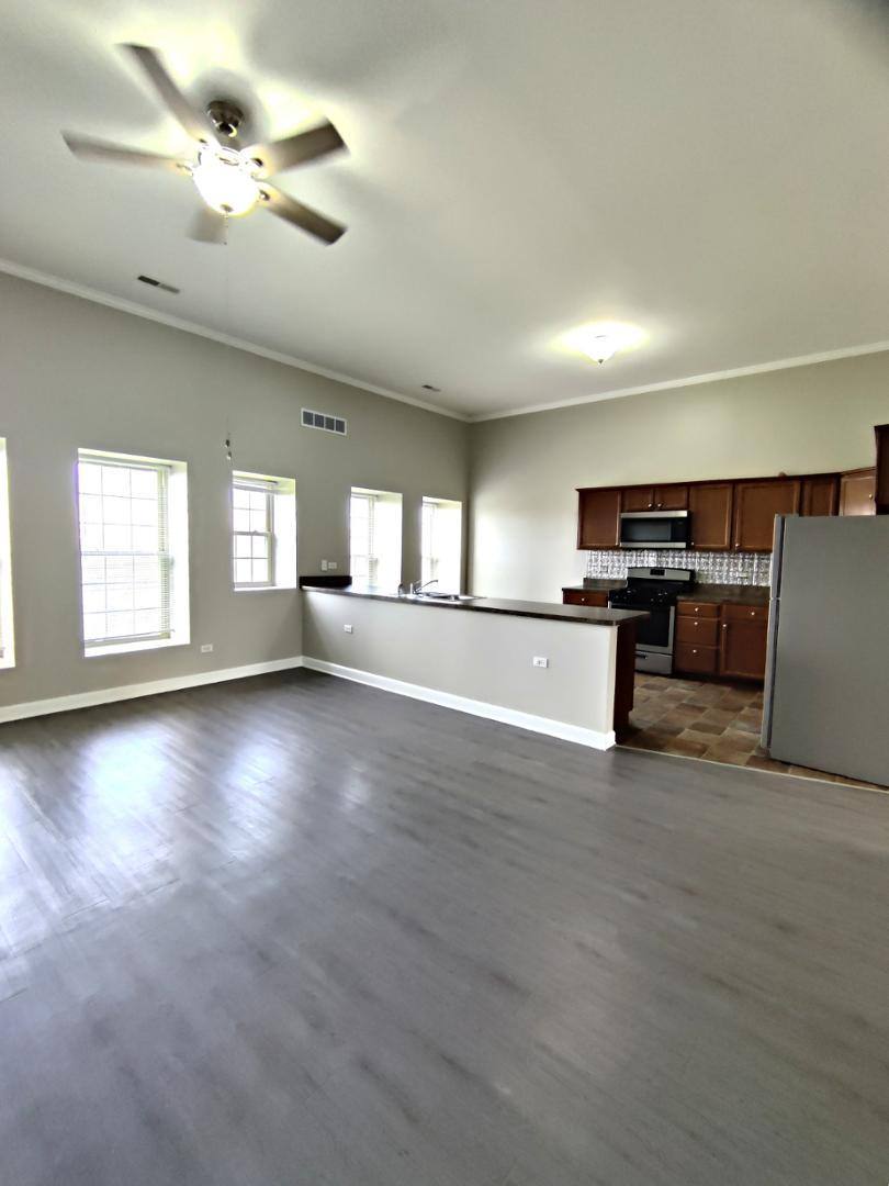 Apartment for rent at 2026 N 3372nd Rd #1, Ottawa, IL 61350