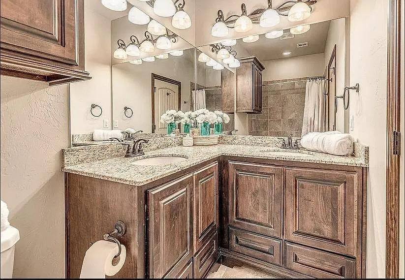 House for rent at 14004 Georgian Way, Yukon, OK 73099