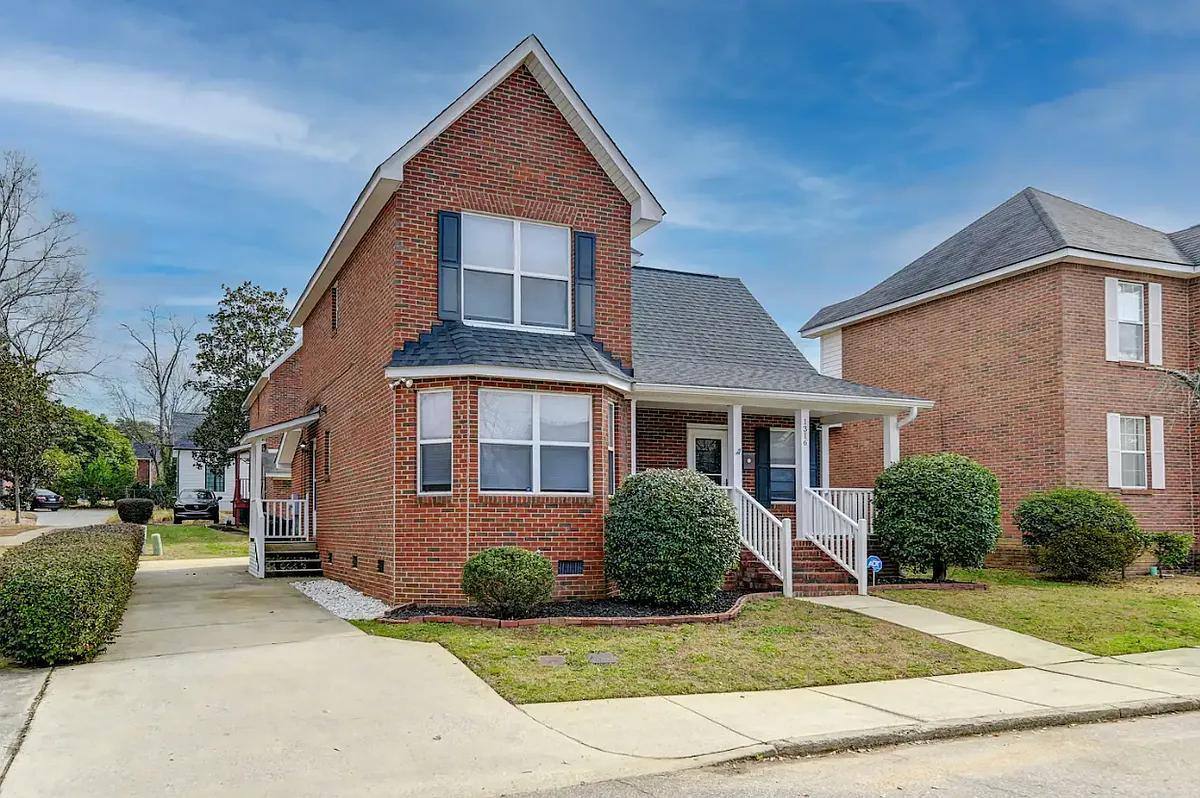 House for rent at 1316 King St #1, Columbia, SC 29205
