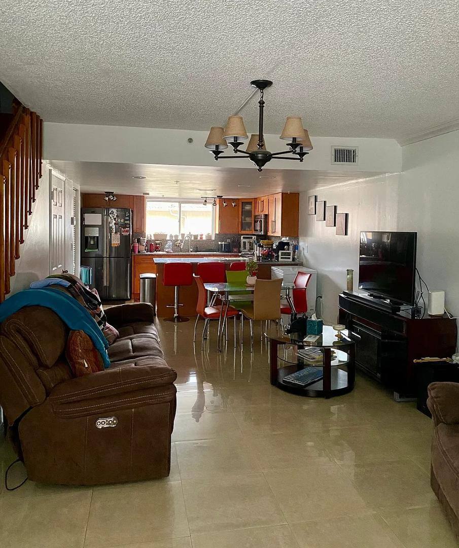 Townhouse for rent at 551 NW 82nd Ave #520, Miami, FL 33126