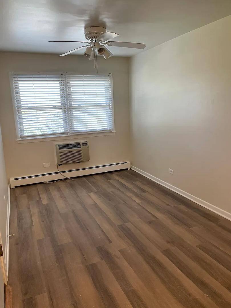 Apartment for rent at 4513 Grove Ave #3, Brookfield, IL 60513