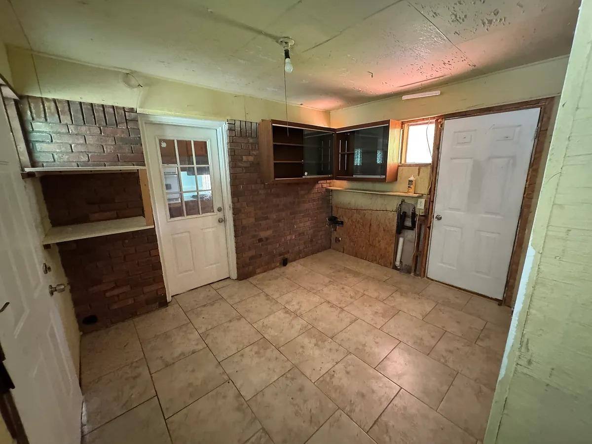 House for rent at Pineland, 1068 Ponderosa Park Dr, Forest Park, GA 30297