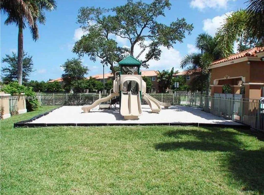 Townhouse for rent at 4931 N Harbor Isles Dr #203, Fort Lauderdale, FL 33312