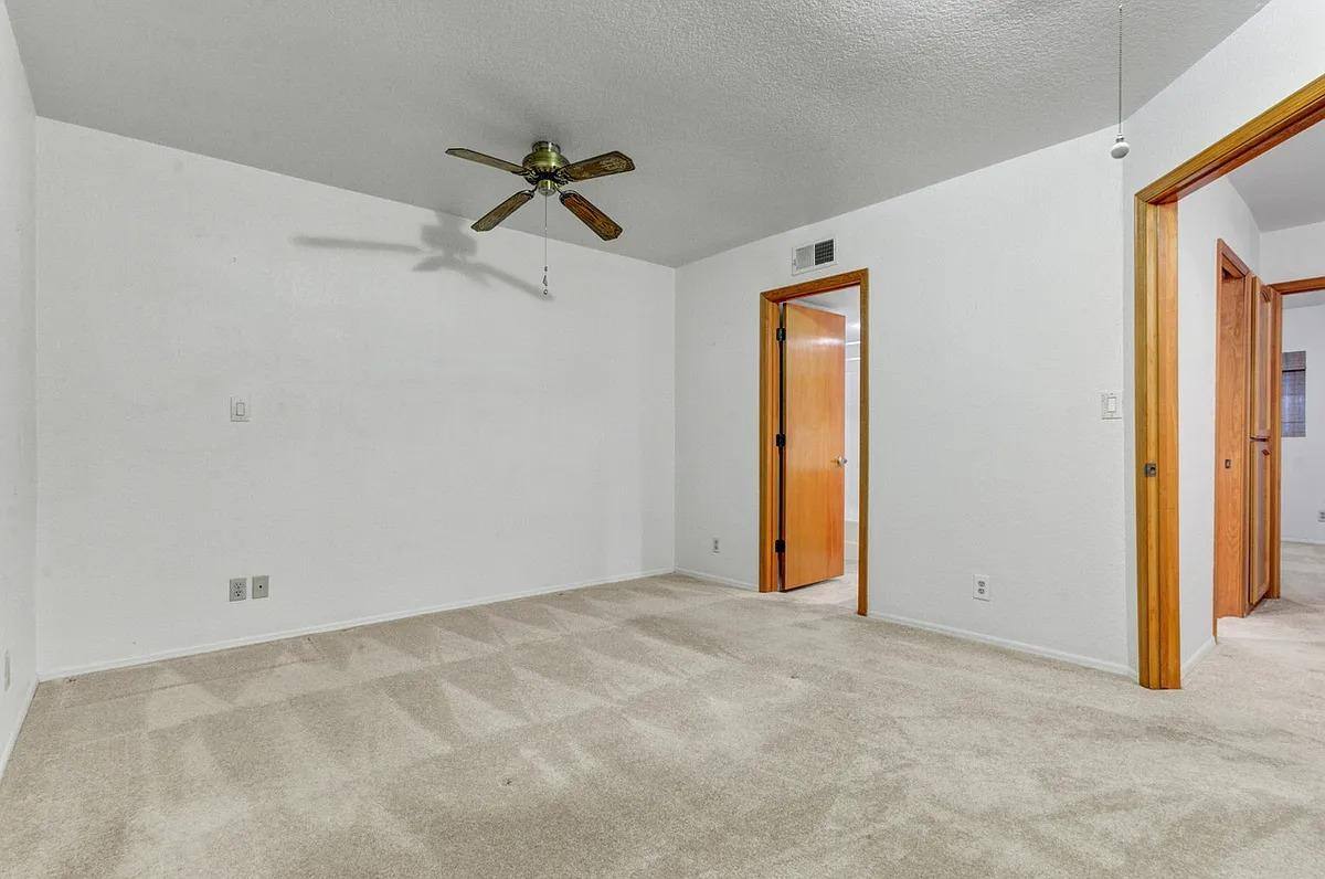 Townhouse for rent at 1238 E Vogel Ave #2, Phoenix, AZ 85020