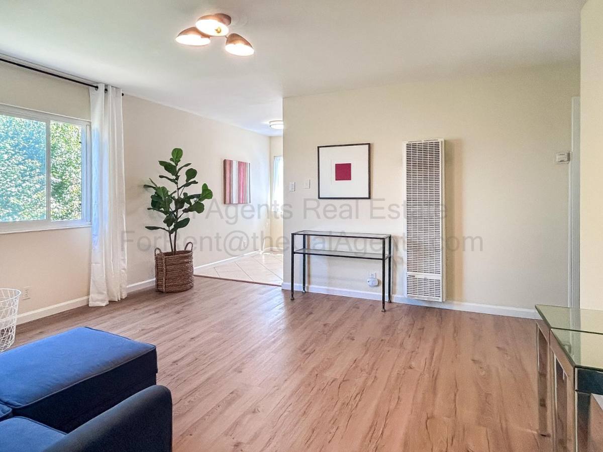 Apartment for rent at 2330 Eighth St #3, Berkeley, CA 94710