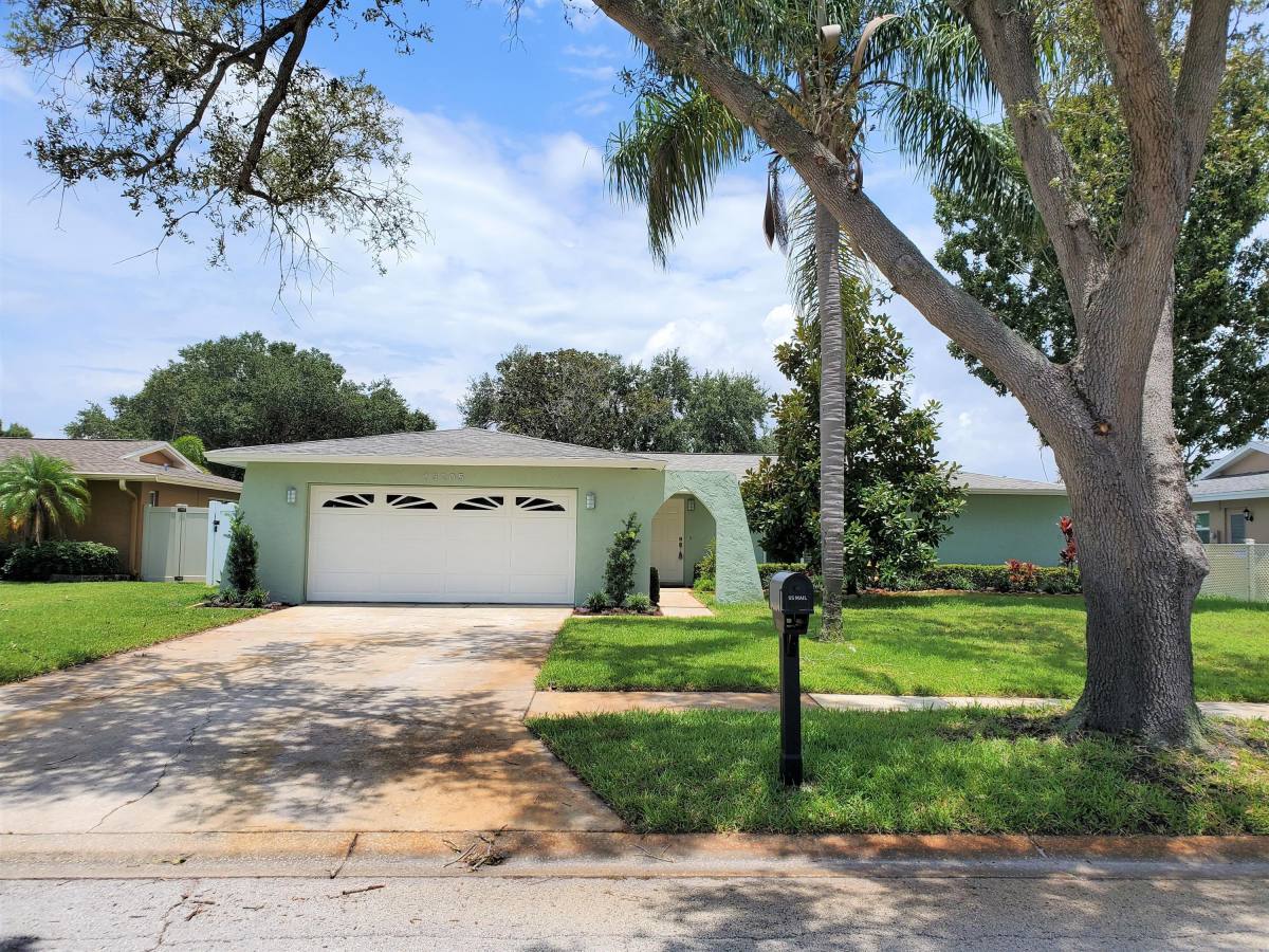 House for rent at Holiday Highlands, 13205 88th Ave, Seminole, FL 33776