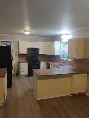 House for rent at 2932 Handy Dr NW, Atlanta, GA 30318