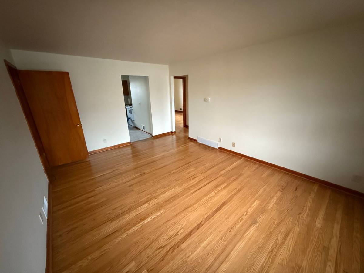 Apartment for rent at 4301 Wooded Way, Louisville, KY 40219