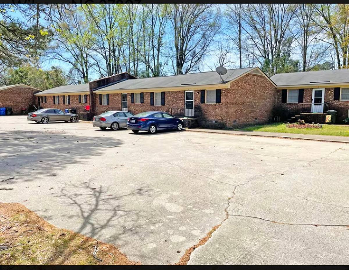 Apartment for rent at 506 Pickett St, Wilson, NC 27893