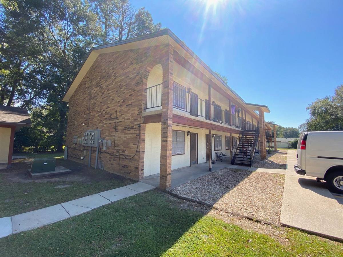 Apartment for rent at 600 Rim Rd, Lafayette, LA 70507