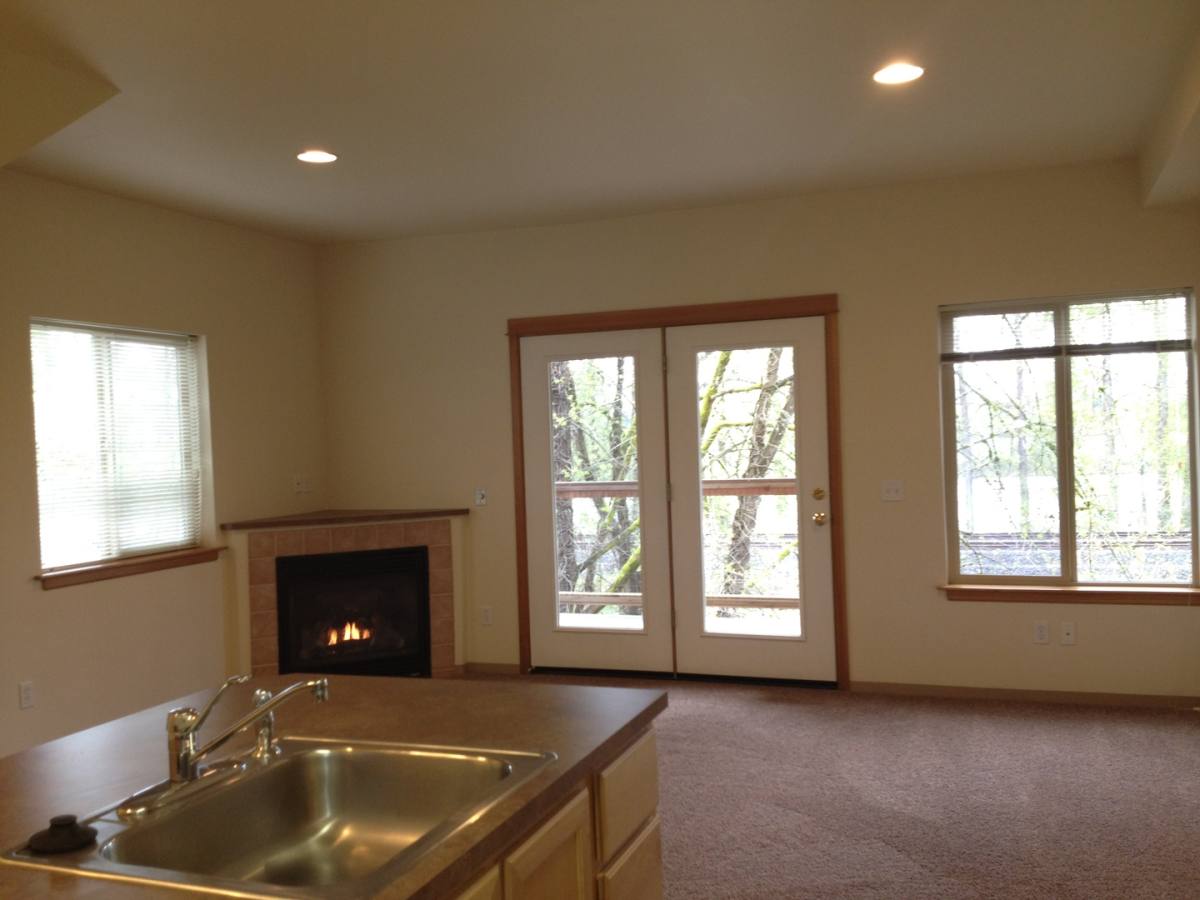 Townhouse for rent at 1933 Garden Ave1-9, Eugene, OR 97403
