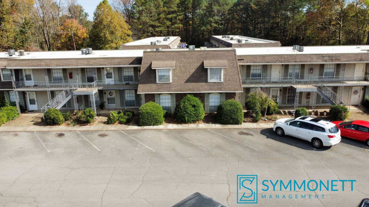 Apartment for rent at 757-J Main St, Gardendale, AL 35071