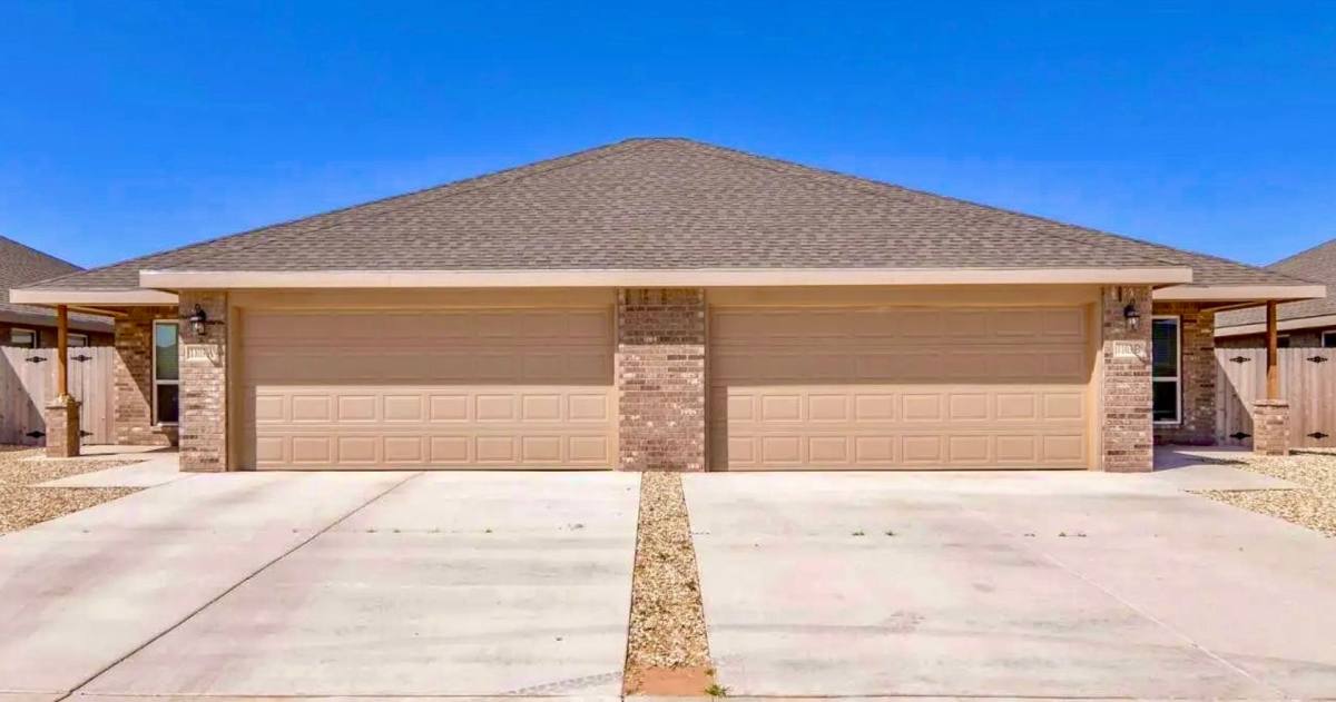 Apartment for rent at 1103 N Englewood Ave, Lubbock, TX 79416