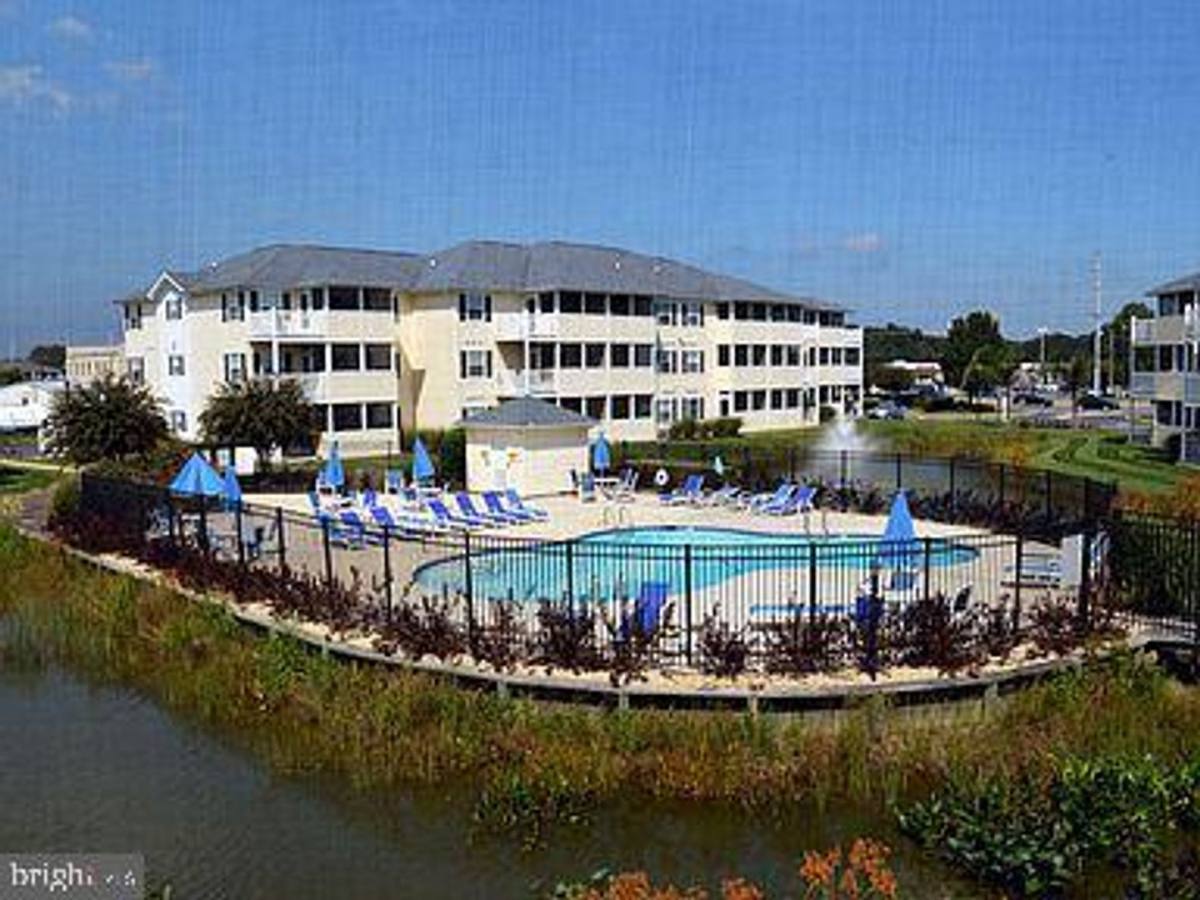Condo for rent at 36519 Palm Dr, Rehoboth Beach, DE 19971