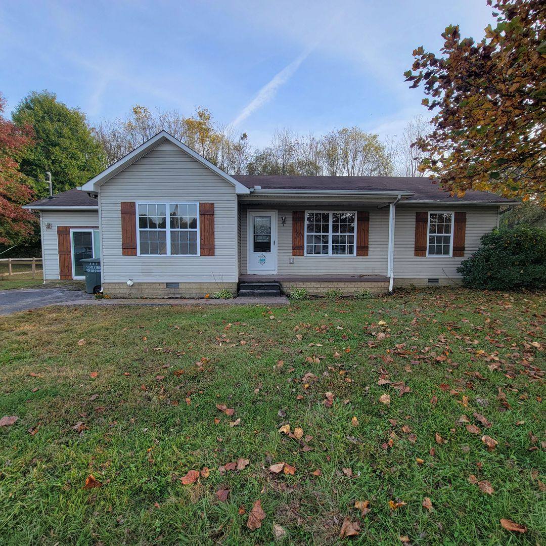 House for rent at 359 James Holman Rd, Sparta, TN 38583