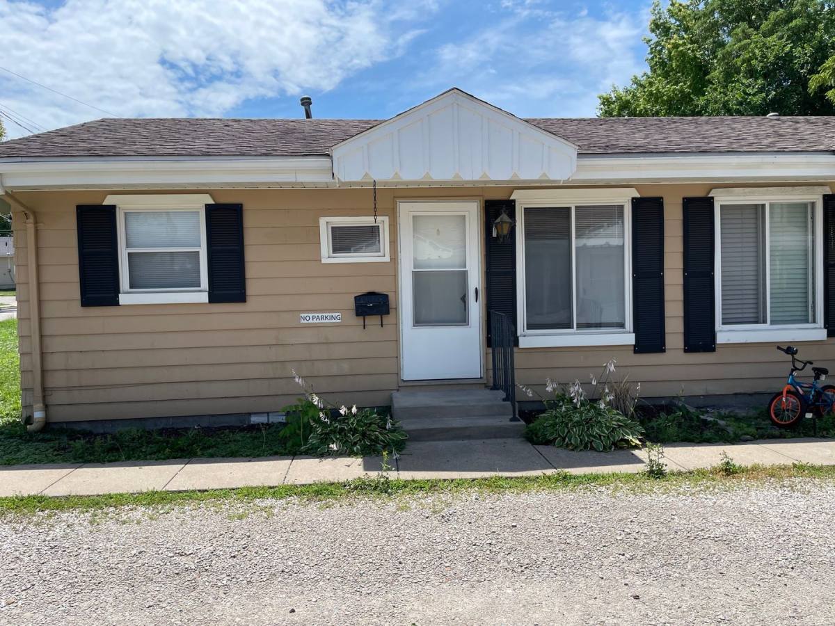 Apartment for rent at 4314-43145 Pearl St, Kansas City, KS 66103