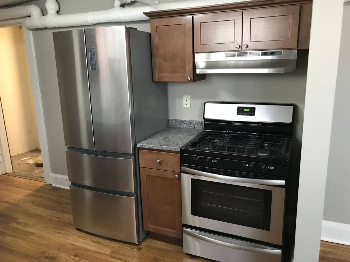 Apartment for rent at 412 Pierce St N, Saint Paul, MN 55104