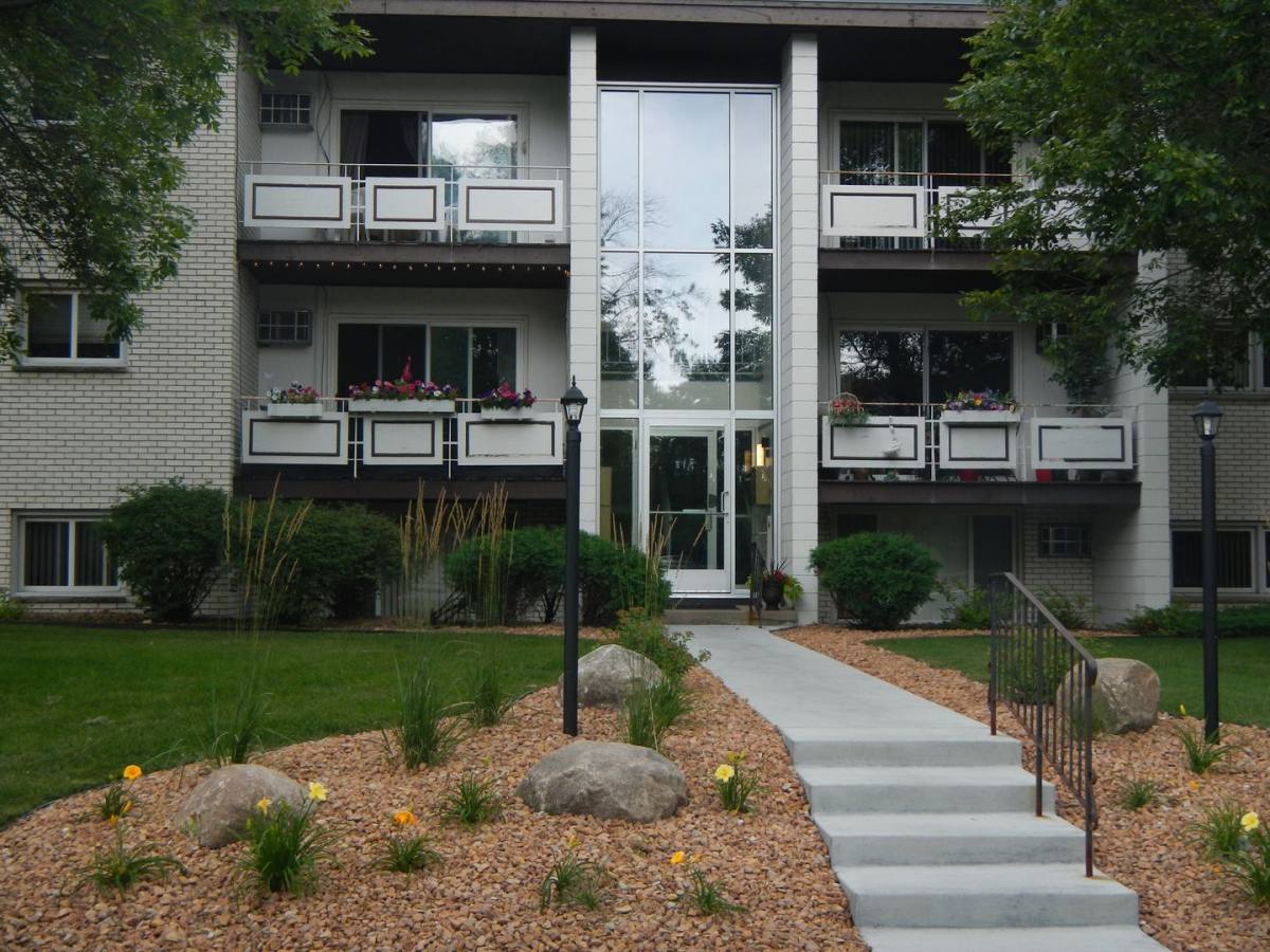 Apartment for rent at 4456 Parklawn Court, Minneapolis, MN 55435