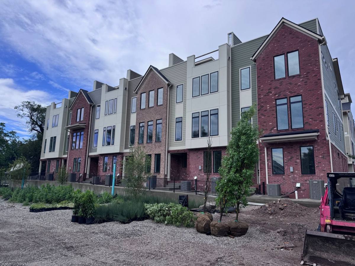 Townhouse for rent at 601 Southgate Ave, Nashville, TN 37203