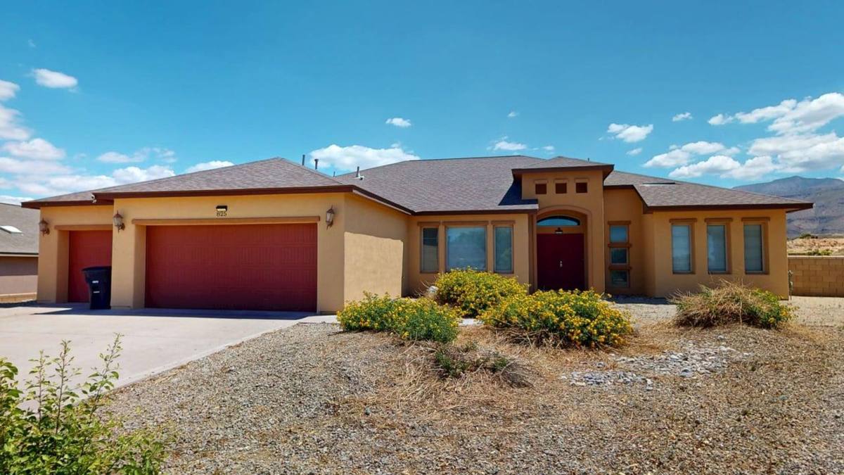House for rent at 825 Shiprock, Alamogordo, NM 88310