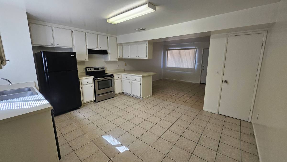Apartment for rent at 7617 California City Blvd, California City, CA 93505