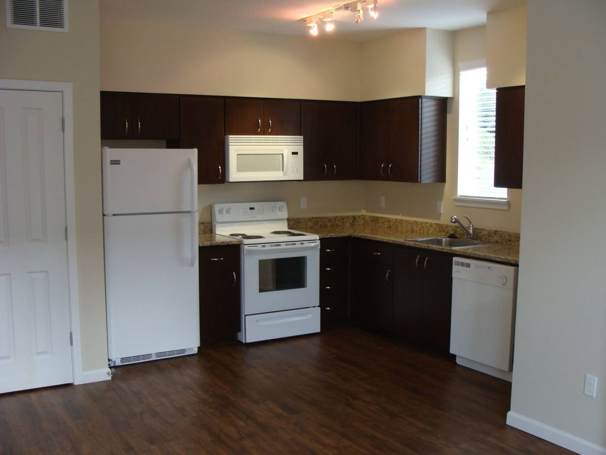 Apartment for rent at 6855 N Burlington Ave, Portland, OR 97203