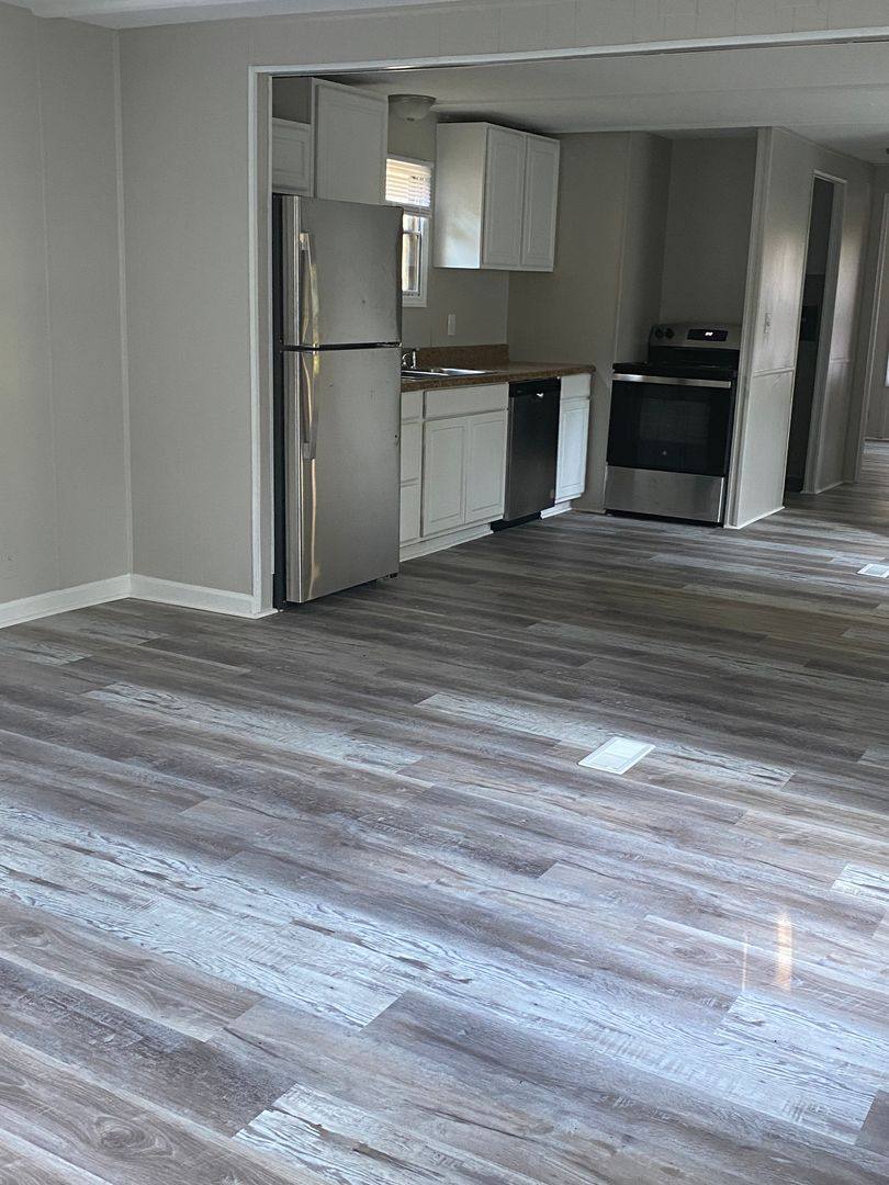 Apartment for rent at 5888 Midway School Rd, Thomasville, NC 27360