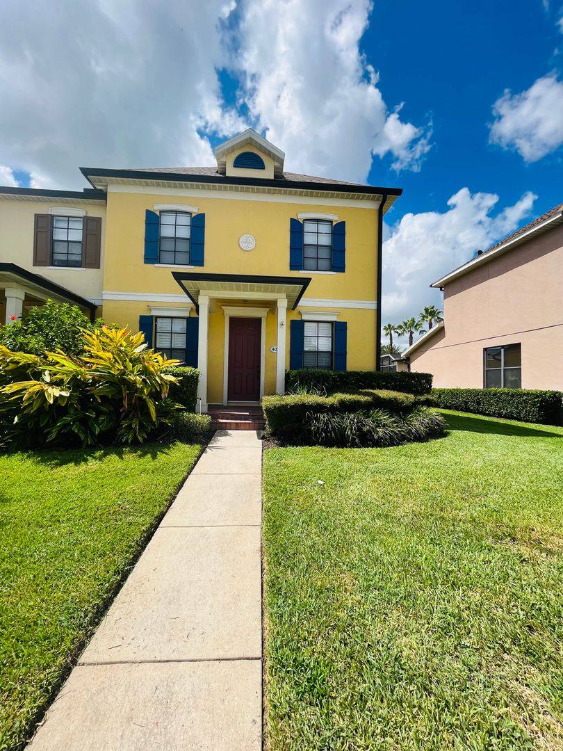 Townhouse for rent at 4026 Hunters Park Lane, Orlando, FL 32837