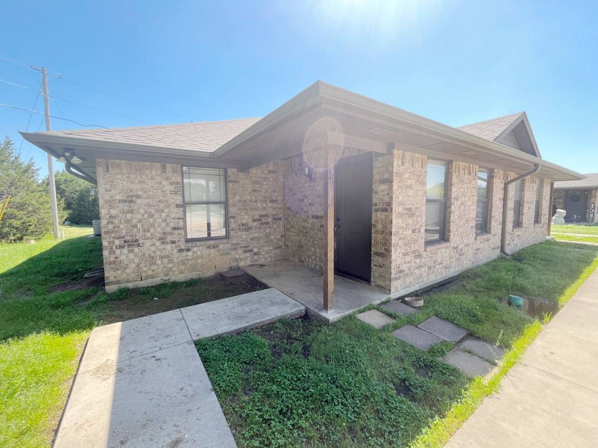 House for rent at 25 Mockingbird Crossing, Durant, OK 74701