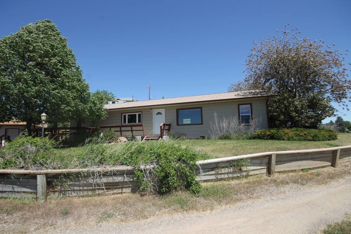 House for rent at 2202 3rd St S, Great Falls, MT 59405