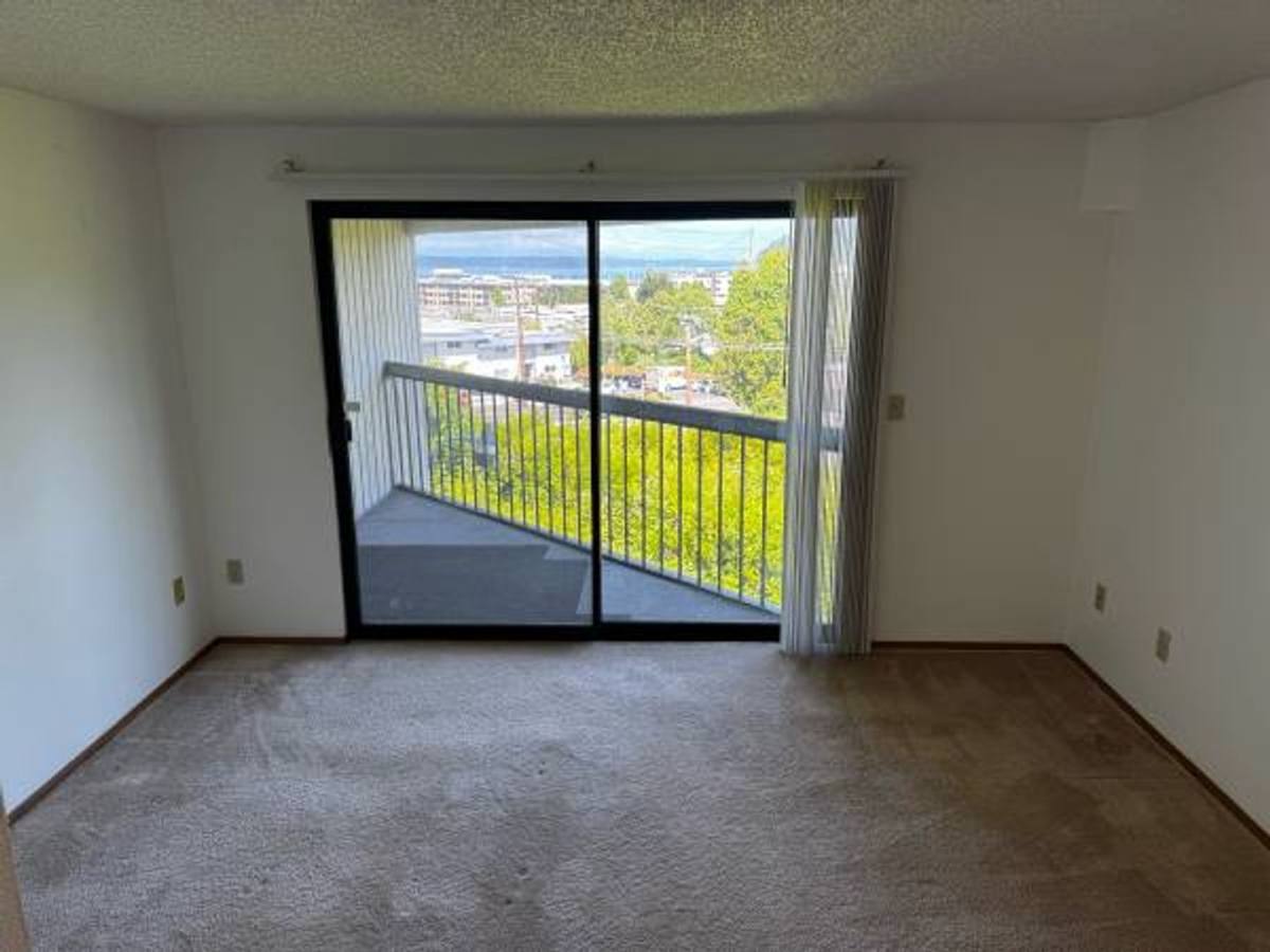 Apartment for rent at 23008 Marine View Dr S, Seattle, WA 98198