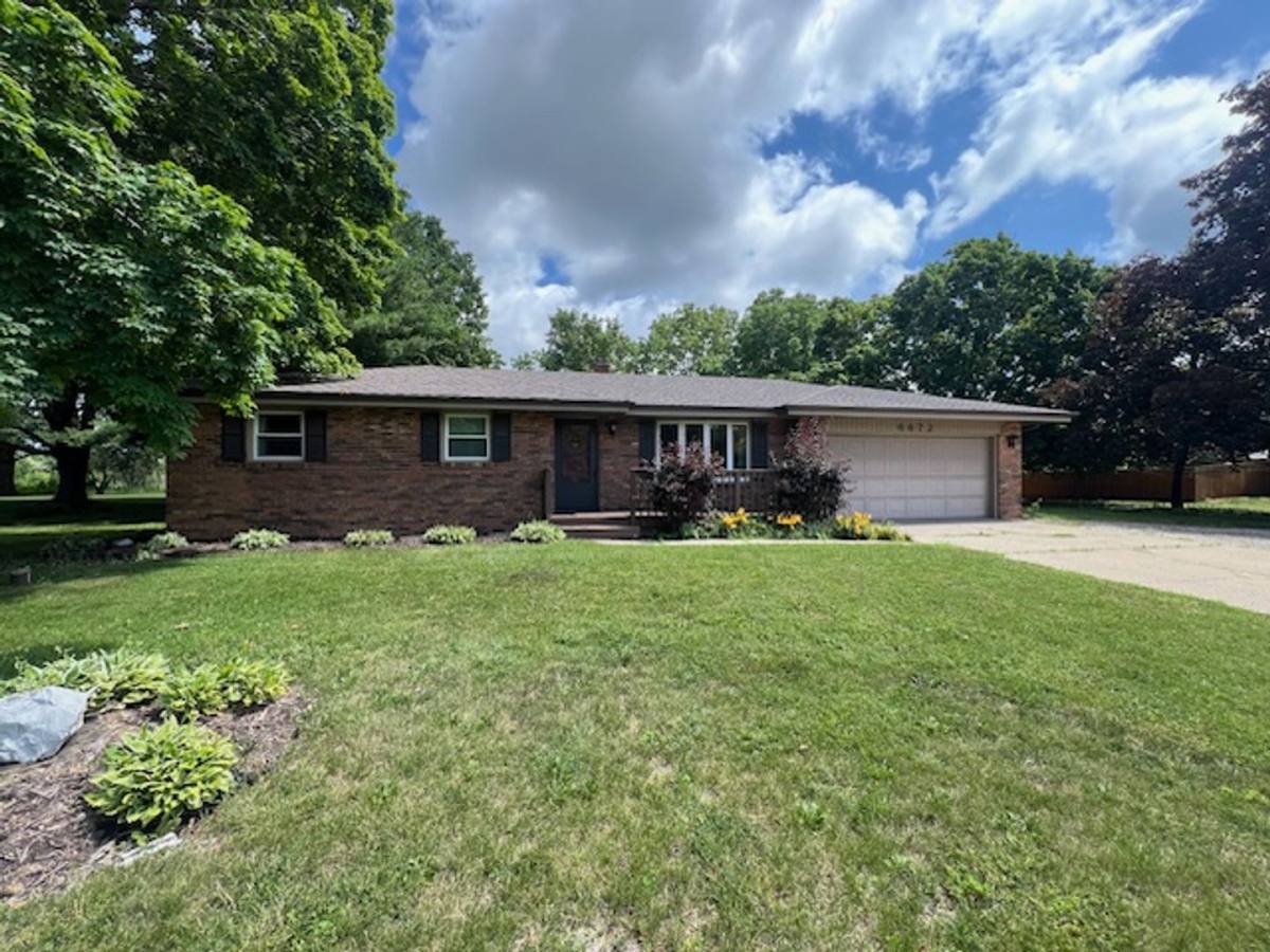 House for rent at 6672 Belvidere Rd, Roscoe, IL 61073