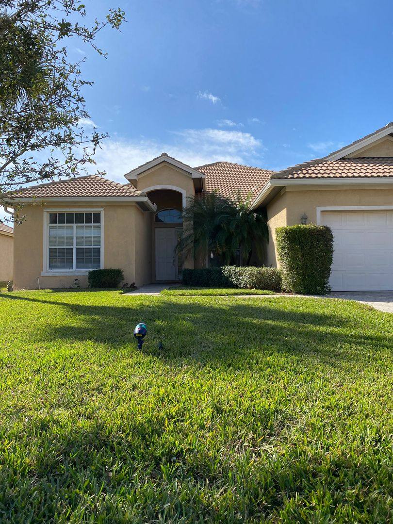 House for rent at 434 NW Sheffield Circle, Port Saint Lucie, FL 34983