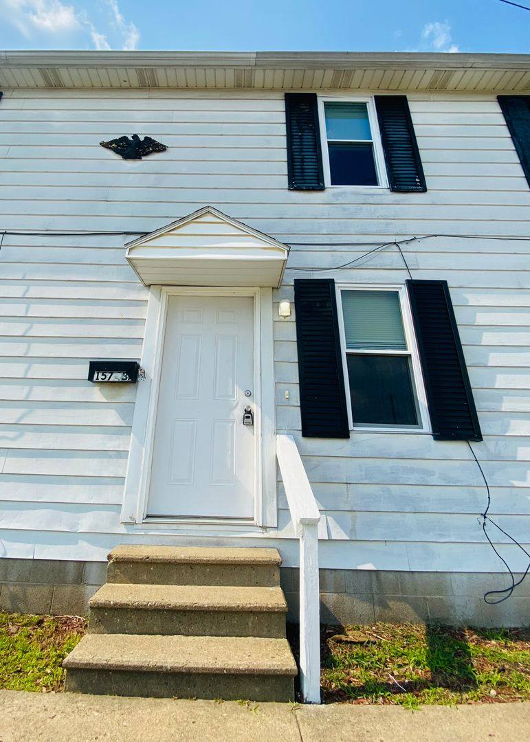 Apartment for rent at 1574 Elizabeth St, Belpre, OH 45714