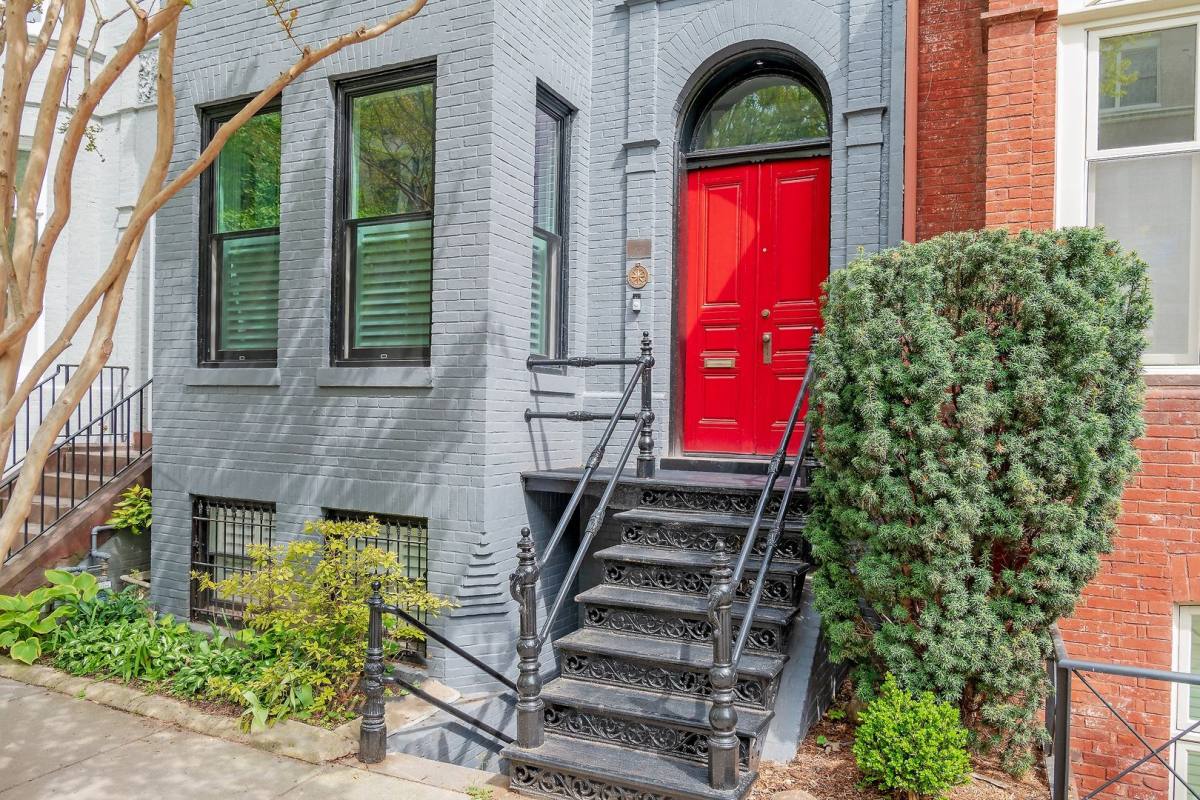 House for rent at 2021 Hillyer Place, NW, Washington, DC 20009