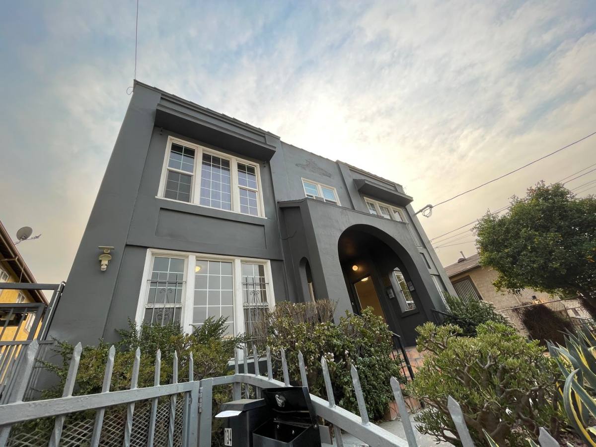 Apartment for rent at 132 S Mountain View, Los Angeles, CA 90057
