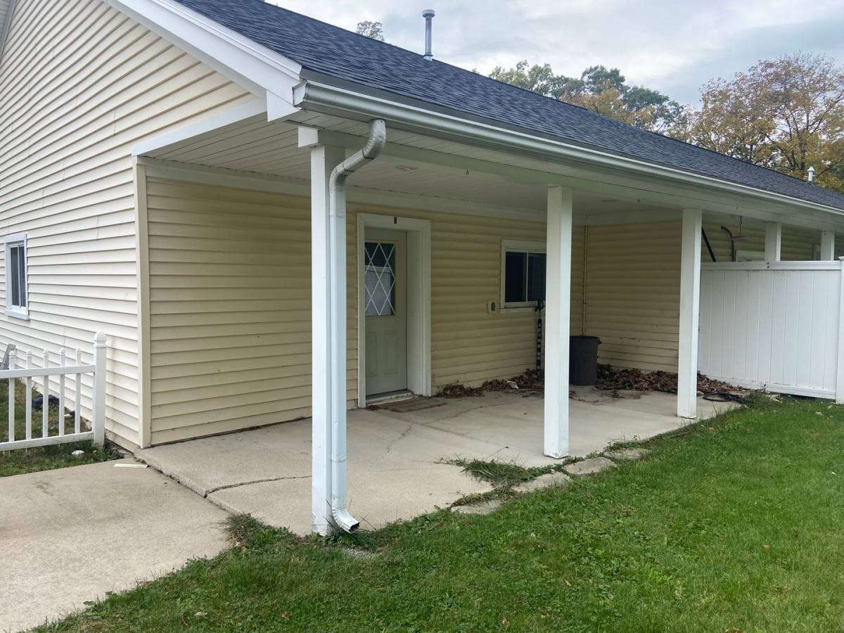Apartment for rent at 10016 10020 Austin Rd, Jackson, MI 49201