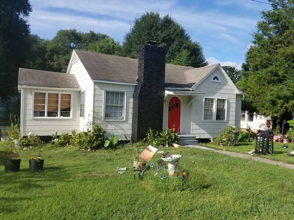 House for rent at 1301 Cloninger Ave, Gastonia, NC 28052