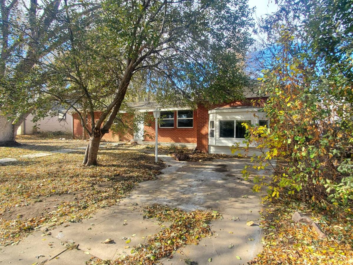 House for rent at 1015 Rose St, Longmont, CO 80501