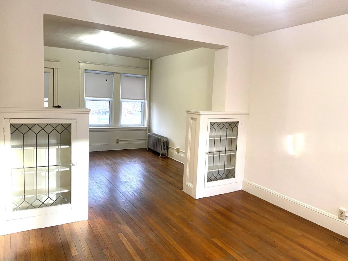Apartment for rent at 290-294 Sumner Ave, Springfield, MA 01108
