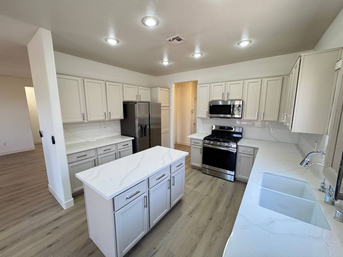 House for rent at 2084 Tiger Links Dr, Henderson, NV 89012