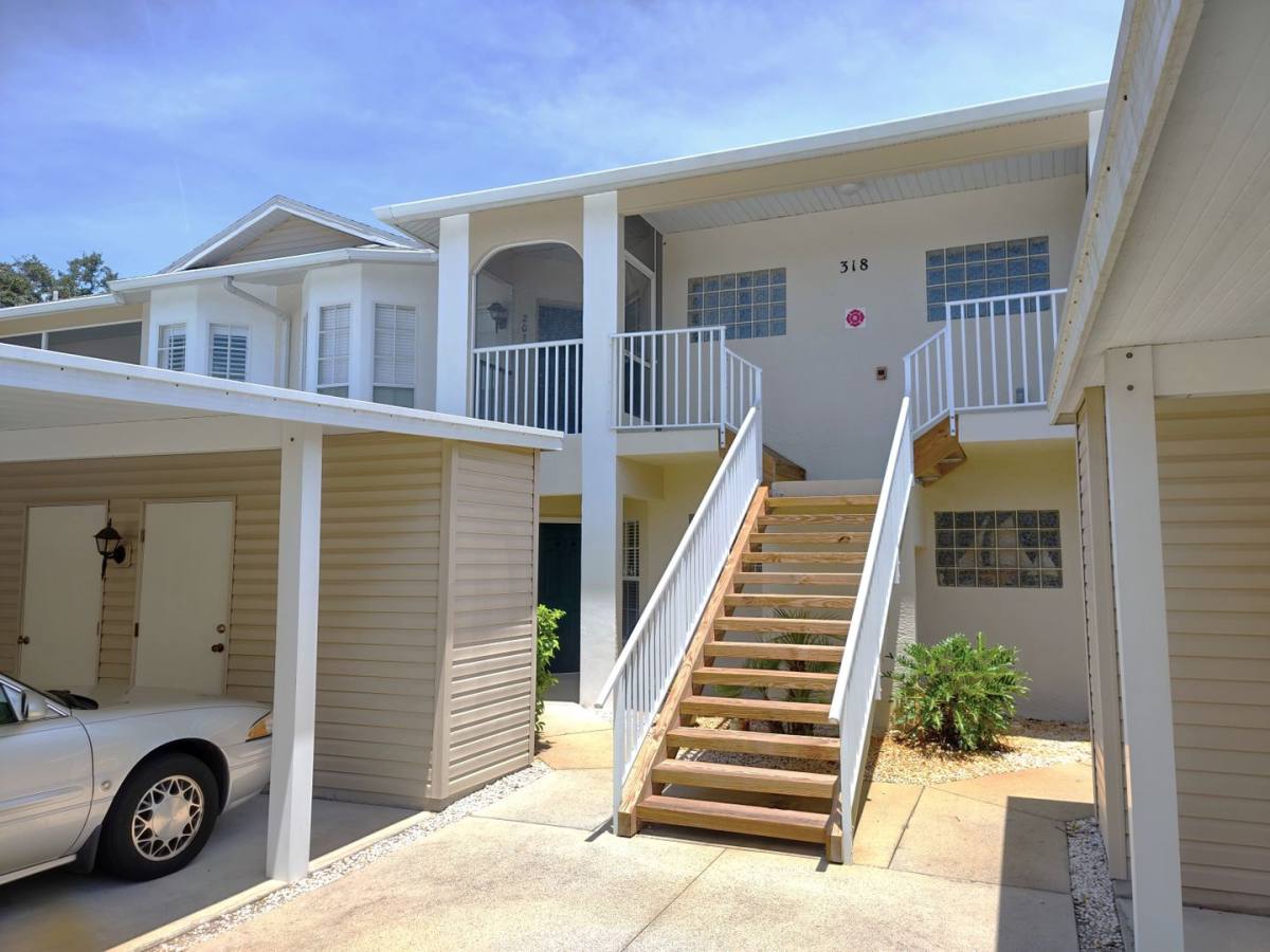 Condo for rent at 318 Clearbrook Circle, Venice, FL 34292