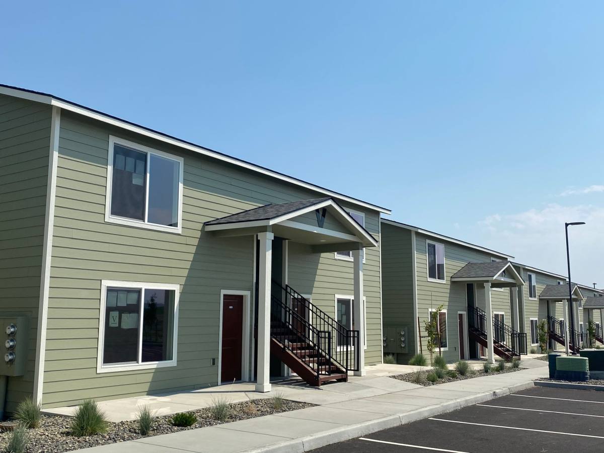 Apartment for rent at 7850 Paradise Way, West Richland, WA 99353