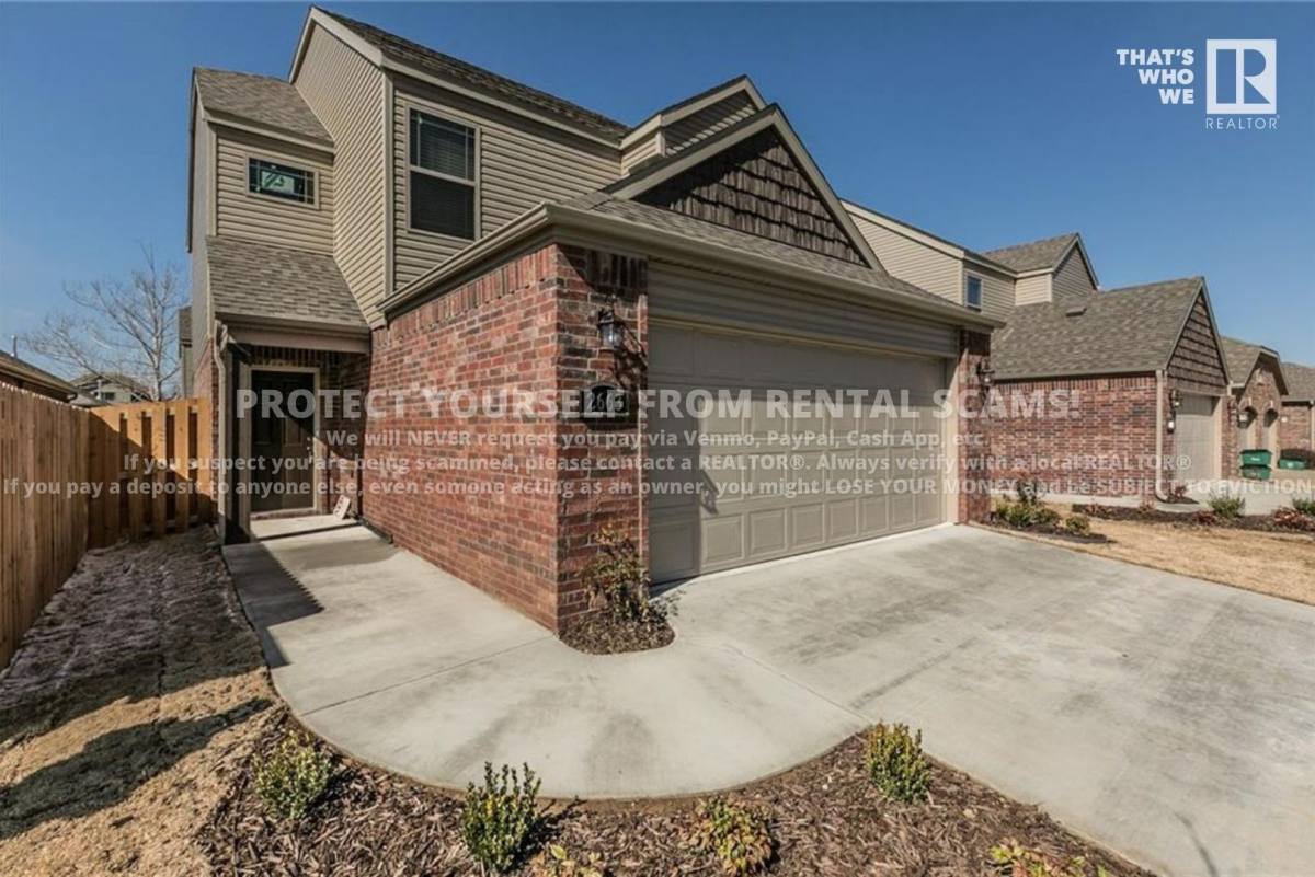 House for rent at 2663 N Miranda Ave, Fayetteville, AR 72703