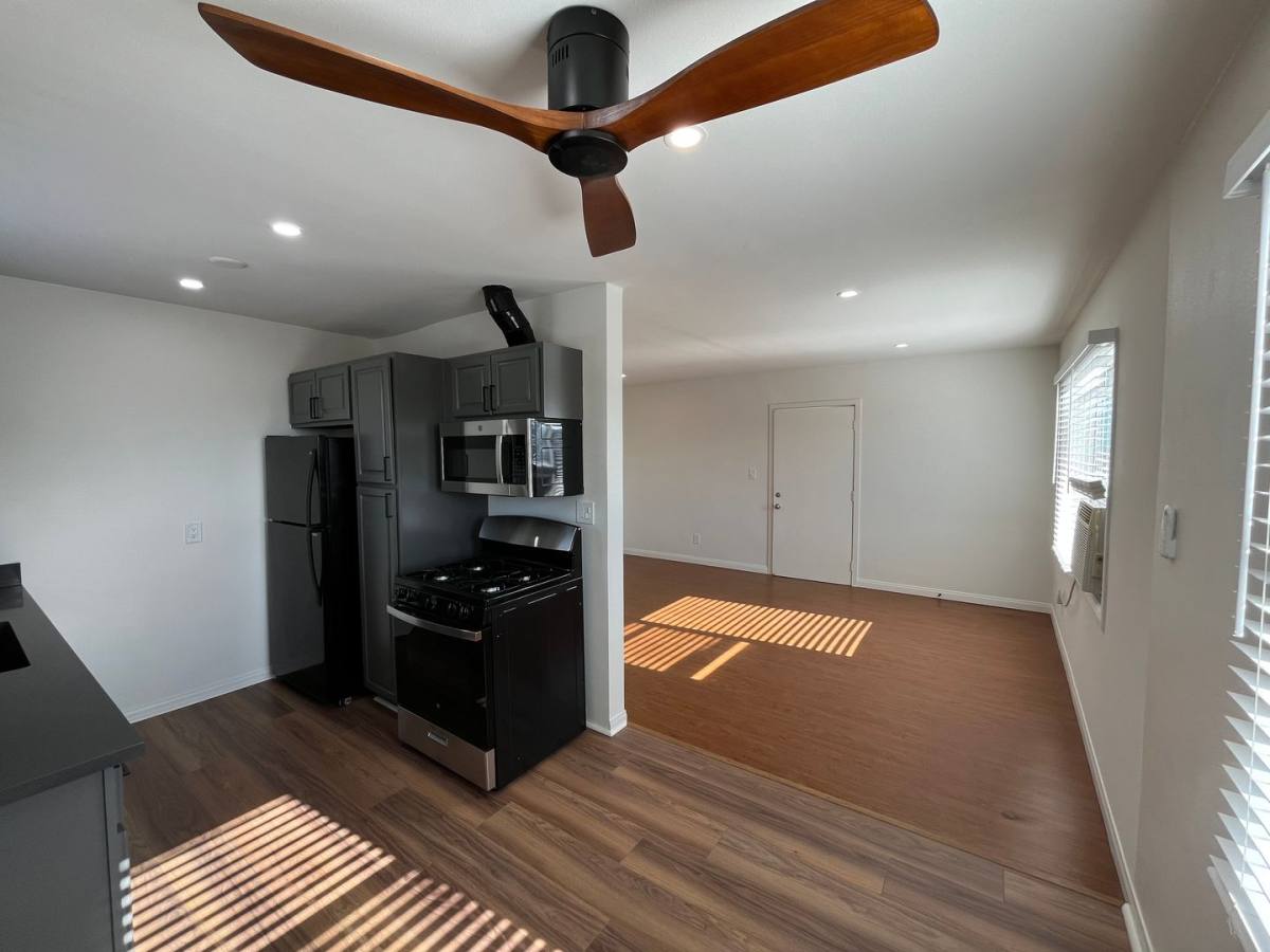 Apartment for rent at 7003 Fulton Ave, North Hollywood, CA 91605