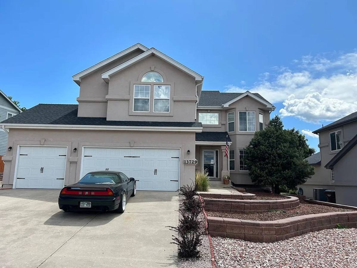 House for rent at 13729 Narrowleaf Dr, Colorado Springs, CO 80921