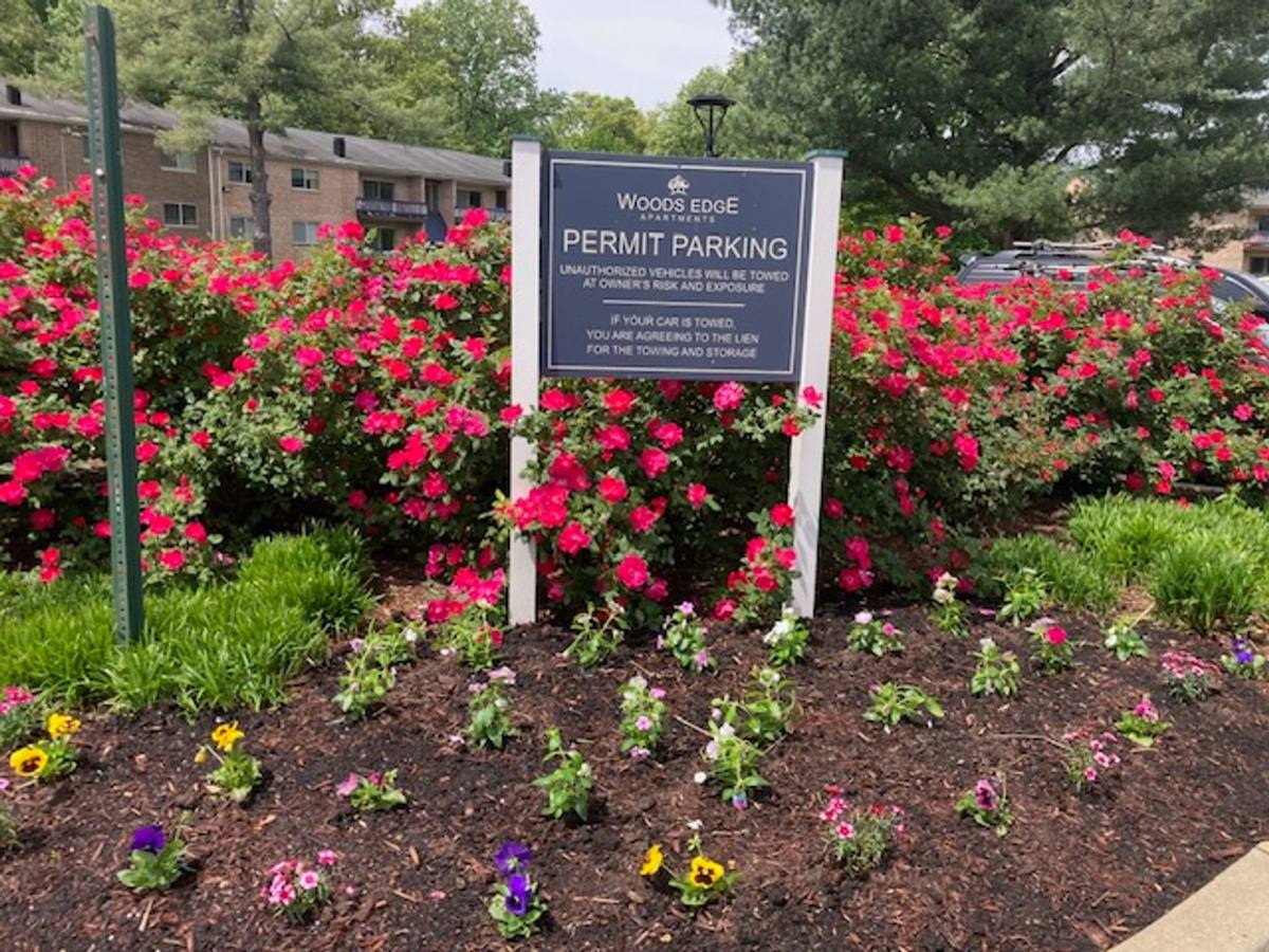 Apartment for rent at 14002 Cove Lane, Rockville, MD 20851